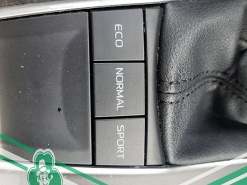Used 2024 Toyota Camry LE w/ Convenience Package FWD image 13