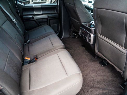 Used 2018 Ford F150 XLT w/ Equipment Group 302A Luxury AWD/4WD image 27
