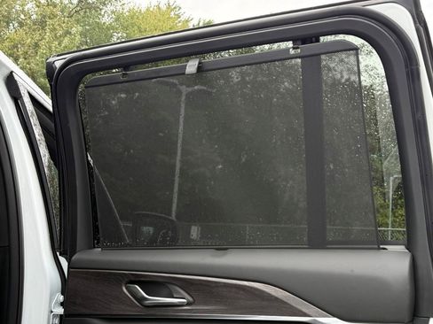 New 2025 Jeep Grand Cherokee Overland w/ Adv Protech Group III image 13