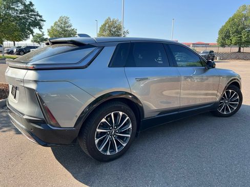 Used 2024 Cadillac Lyriq Sport AWD/4WD image 6