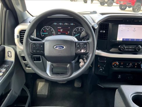 Used 2023 Ford F150 XLT image 5