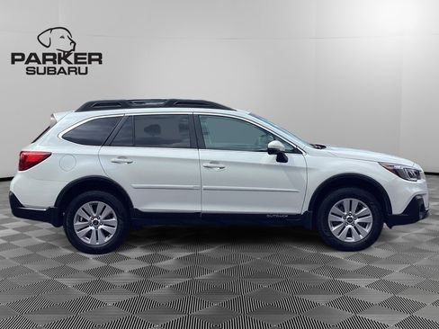 Used 2018 Subaru Outback 2.5i Premium AWD/4WD image 6