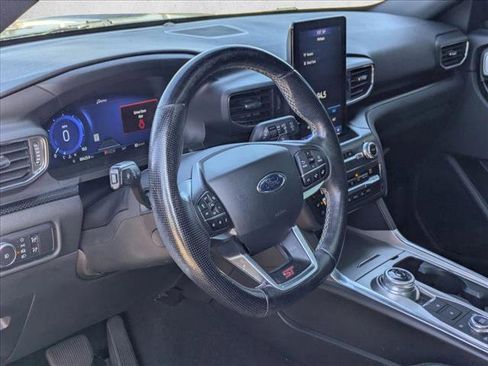 Used 2020 Ford Explorer ST w/ Premium Technology Package image 9