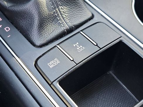 Used 2020 Kia Sorento AWD V6 image 9