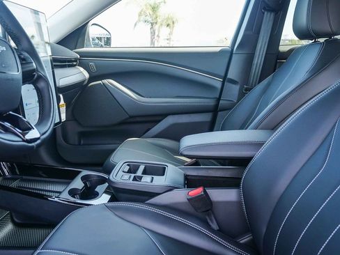 New 2026 Ford Mustang Mach-E Select image 17