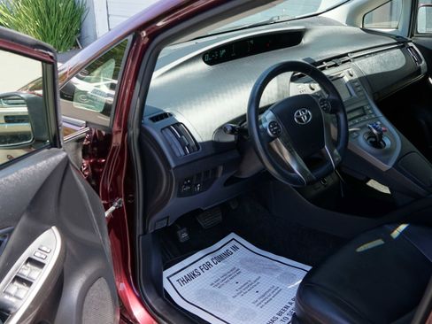 Used 2013 Toyota Prius Persona Series FWD image 35
