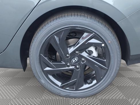 New 2026 Hyundai Elantra Sport FWD image 5