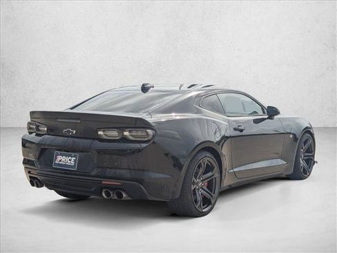 Used 2022 Chevrolet Camaro SS RWD image 5