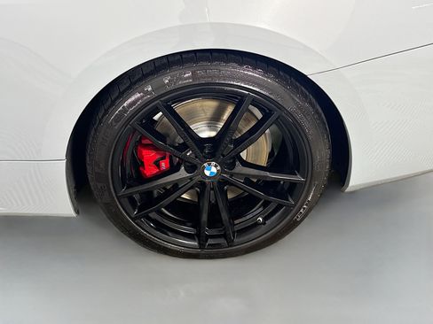 Used 2024 BMW M440i Convertible image 35