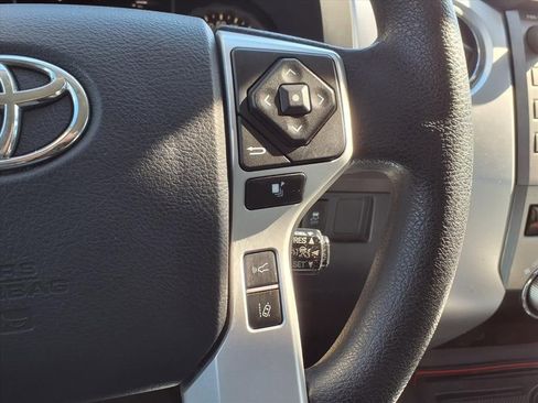 Certified 2018 Toyota Tundra SR5 image 22