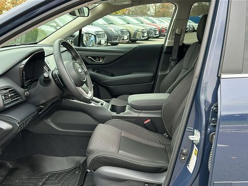 Certified 2025 Subaru Outback Premium image 9