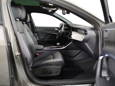 Used 2023 Audi A6 2.0T Premium w/ Convenience Package image 17