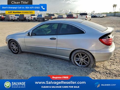 Used 2002 Mercedes-Benz C 230 Coupe image 3