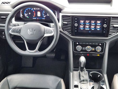 Used 2021 Volkswagen Atlas Cross Sport SEL Premium AWD/4WD image 22