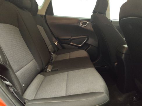 Used 2020 Kia Soul S FWD image 19