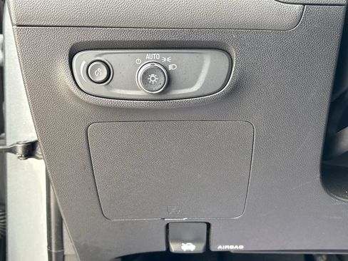 Used 2025 Buick Encore GX Preferred FWD image 39