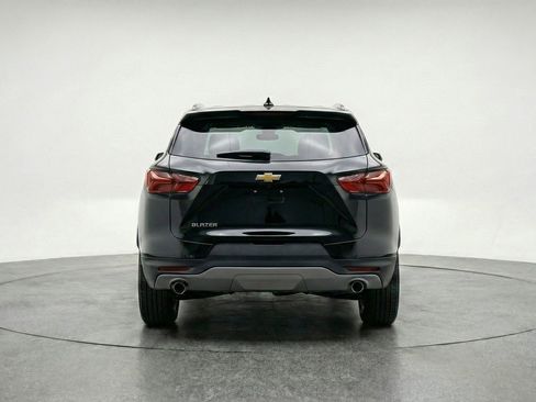 Used 2025 Chevrolet Blazer LT FWD image 7