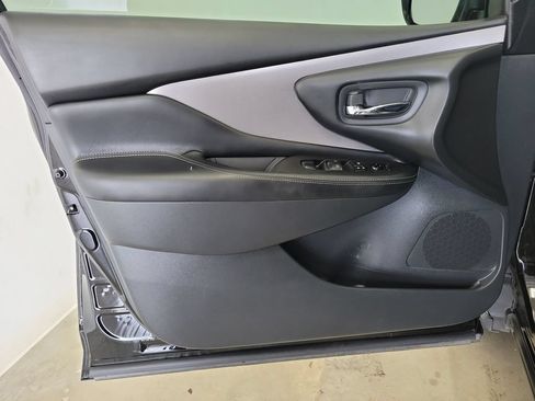 Used 2023 Nissan Murano SV w/ SV Midnight Edition Package FWD image 19
