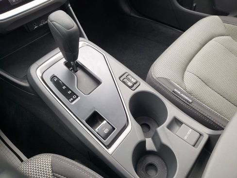 Used 2024 Subaru Crosstrek 2.0i Premium image 24