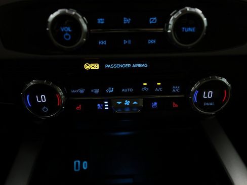 Used 2022 Ford F350 Lariat w/ Lariat Ultimate Package image 35