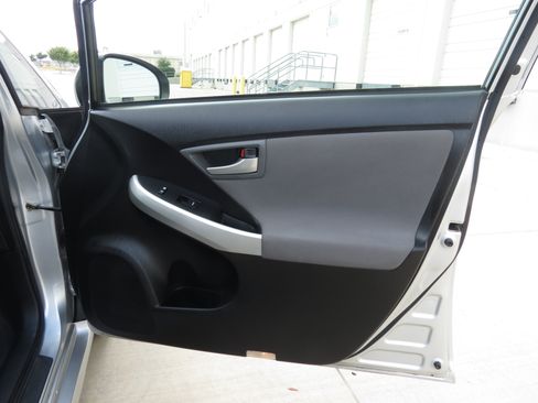 Used 2013 Toyota Prius Two FWD image 28