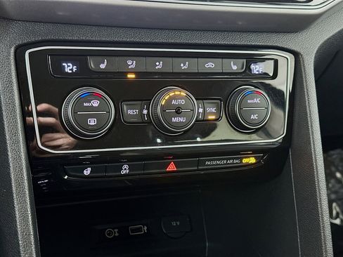 Used 2019 Volkswagen Atlas SEL image 16