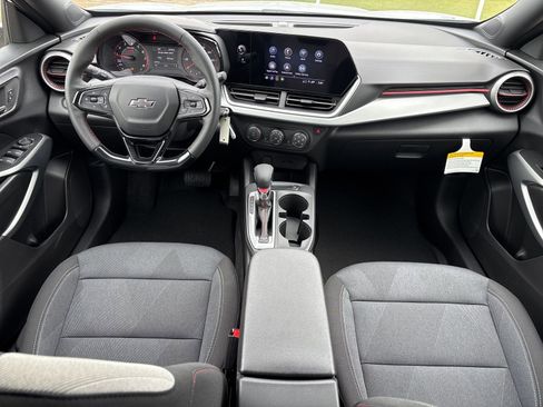 New 2026 Chevrolet Trax RS w/ Sunroof Package image 21