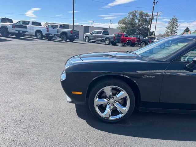 Used 2014 Dodge Challenger SXT Plus RWD image 7