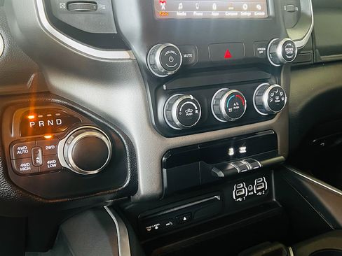 Used 2019 RAM 1500 Big Horn image 17