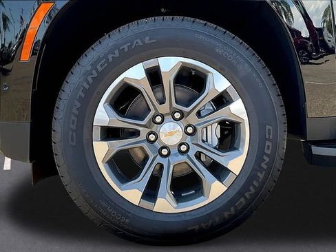 New 2026 Chevrolet Tahoe LT w/ LPO, Dark Essentials Package AWD/4WD image 16
