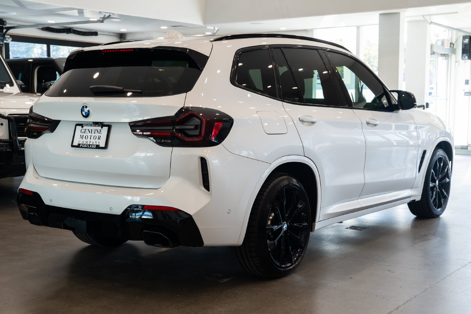 Used 2024 BMW X3 M40i AWD/4WD image 4
