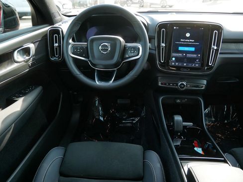 Used 2023 Volvo C40 P8 Recharge Plus w/ Climate Package AWD/4WD image 12