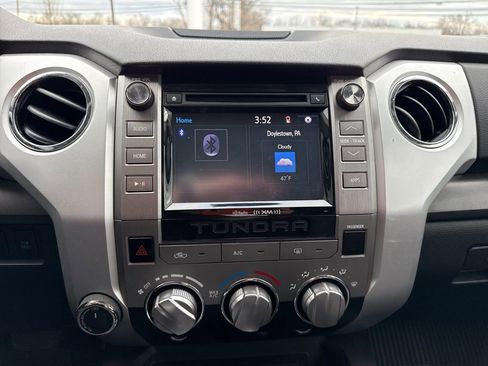 Used 2015 Toyota Tundra SR5 w/ SR5 Upgrade Package image 34