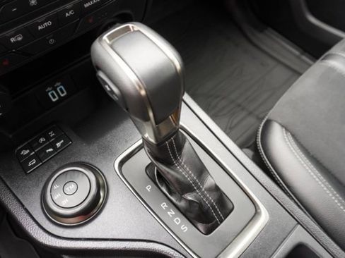 Used 2023 Ford Ranger Lariat w/ Tremor Off-Road Package image 36