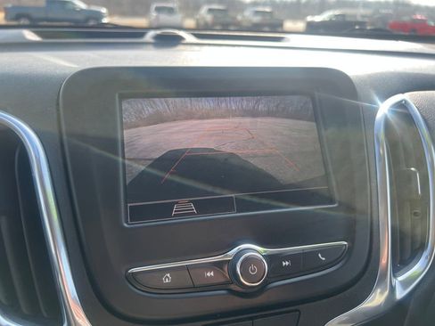 Used 2024 Chevrolet Equinox LT image 18