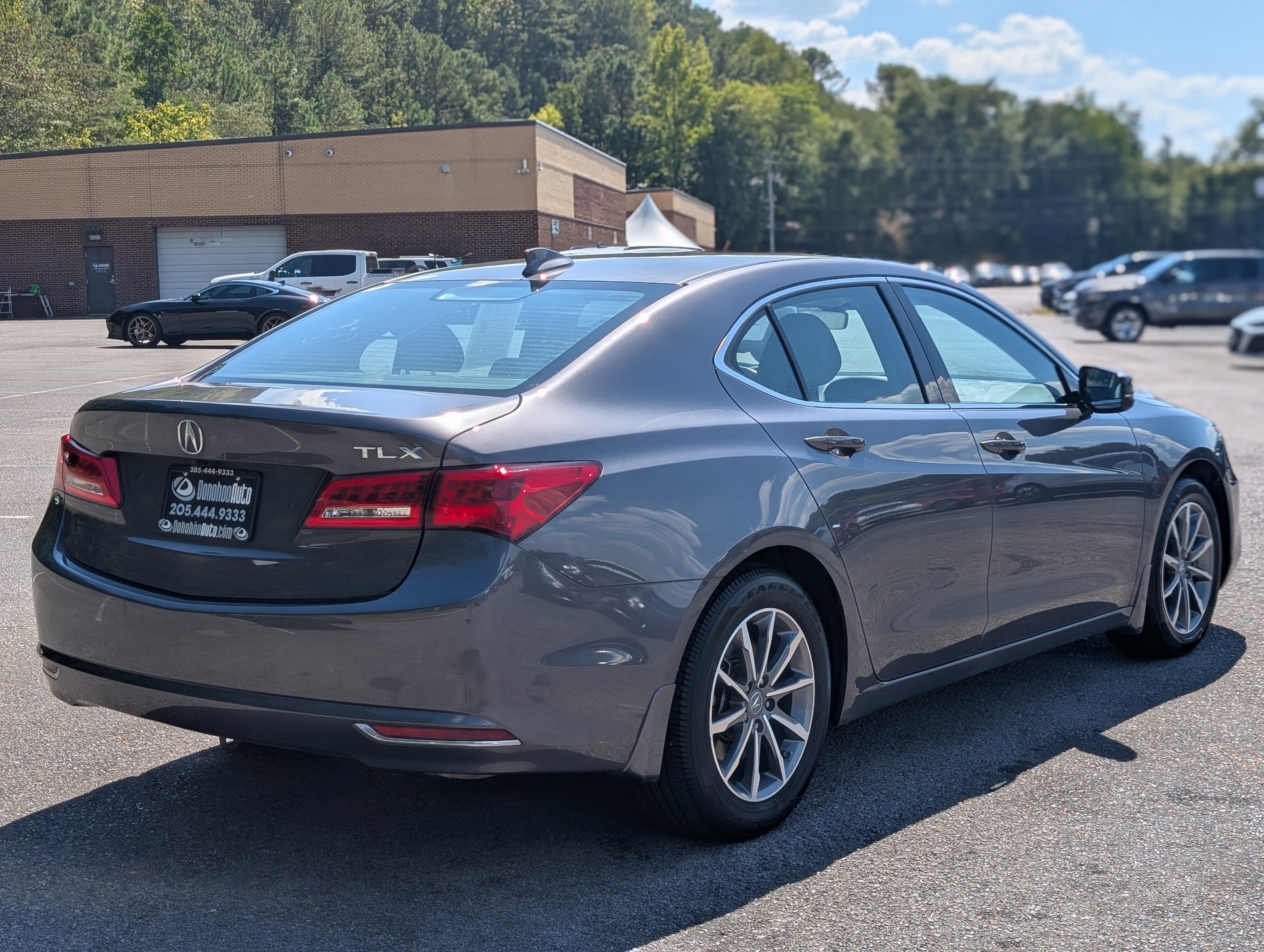 Used 2020 Acura TLX FWD image 9