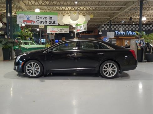 Used 2017 Cadillac XTS Luxury image 11