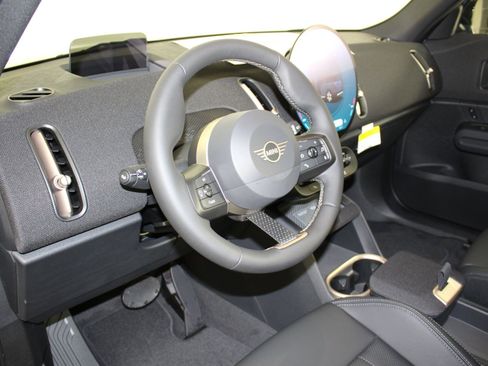 New 2026 MINI Cooper Countryman SE image 4