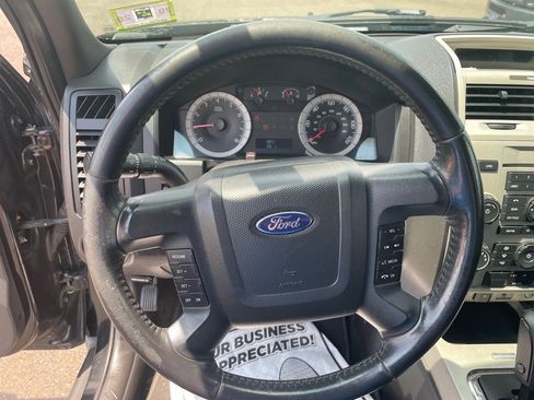 Used 2009 Ford Escape XLT image 12