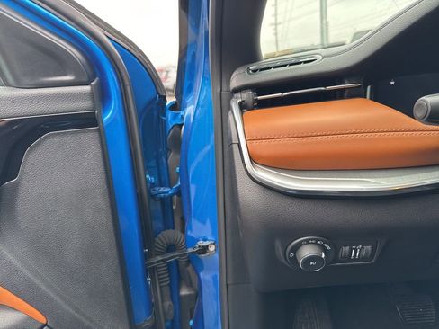 Used 2024 Jeep Compass Limited w/ Elite Group image 12