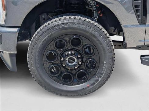 New 2025 Ford F250 Lariat w/ Lariat Ultimate Package image 16