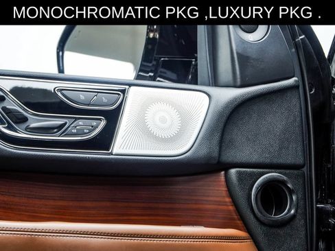 Used 2023 Lincoln Navigator Reserve AWD/4WD image 38