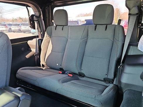 Used 2024 Jeep Wrangler Sport AWD/4WD image 11