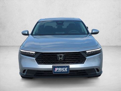 Used 2024 Honda Accord EX image 2