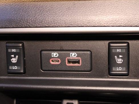 Used 2020 Nissan Murano SL image 16