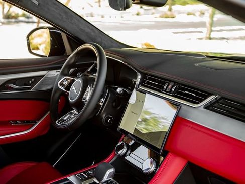 New 2026 Jaguar F-PACE R-Dynamic S image 29