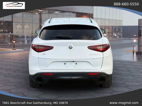 Used 2022 Alfa Romeo Stelvio Sprint AWD/4WD image 7