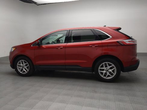 Used 2023 Ford Edge SEL image 3