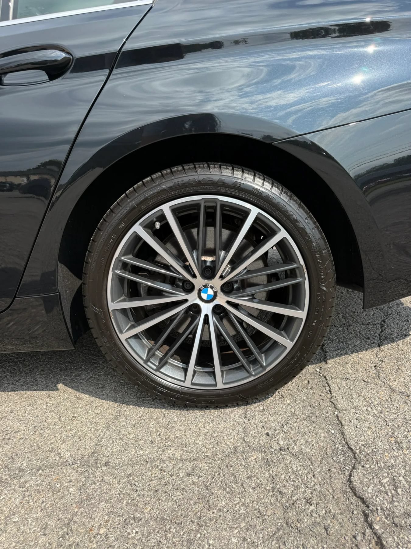 Used 2023 BMW 540i xDrive w/ Premium Package AWD/4WD image 29