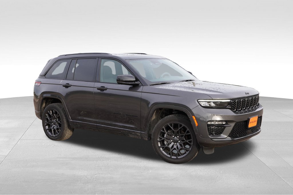 Certified 2025 Jeep Grand Cherokee Summit w/ Obsidian Package AWD/4WD image 3